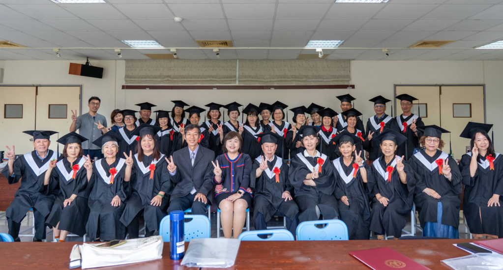 修平科大樂齡大學舉行113學年度結業典禮32位學員圓滿修業 展現終身學習精神 詳細內容