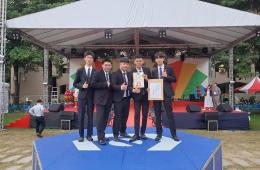 賀資管系居智先鋒團隊洪國書、林永沂、陳又齊、廖勇傑、李冠穎同學參加「2020年全國大專暨高中職學生專題競賽」,榮獲「大學組管理類」第3名